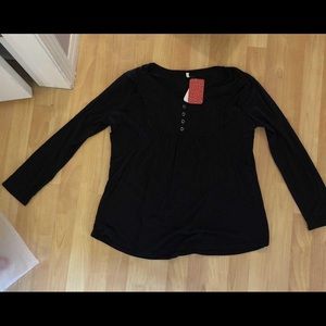 Nursing top LOT OF 2